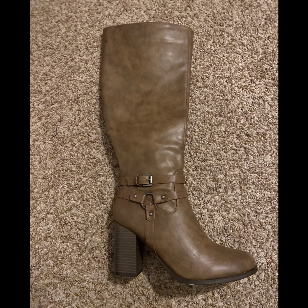 Heeled Boots. DK Taupe “Brown”.